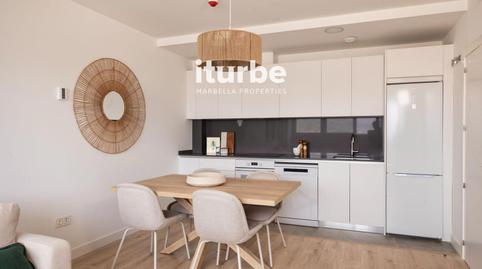 Foto 4 de Piso en venta en Paseo de Martiricos, Martiricos - La Roca - La Rosaleda, Málaga