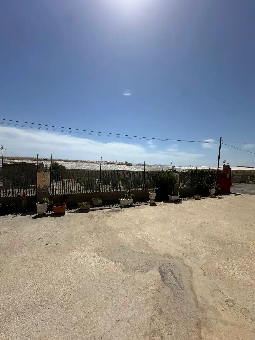 Casa o xalet en venda en Almería amb Jardí privat, Terrassa i Traster
