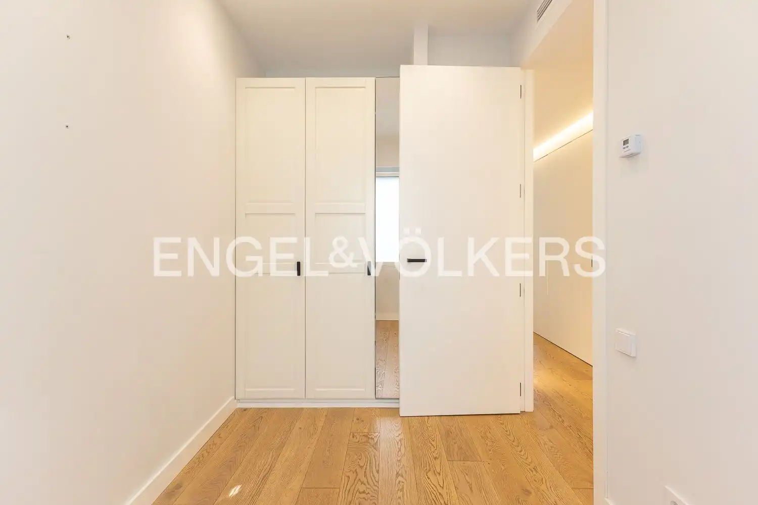Bedroom of Attic for rent in Valencia  with Air Conditioner, Heating and Terrace