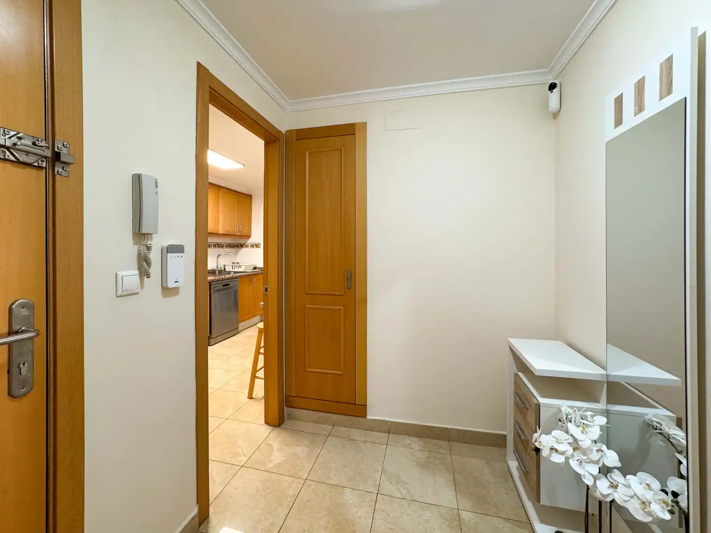 Flat for rent in Dénia  with Air Conditioner, Terrace and Furnished
