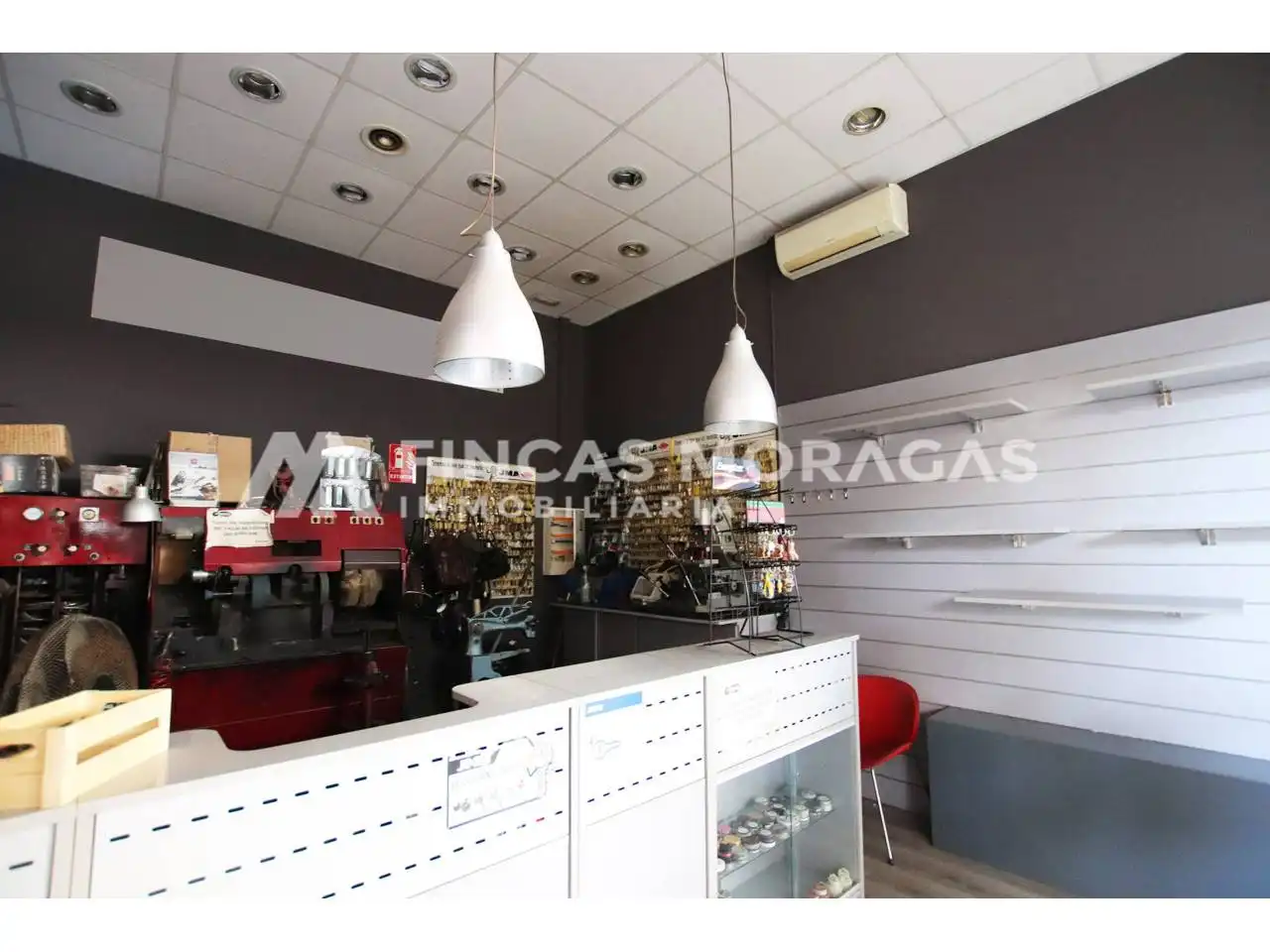 Local en traspaso en Sant Cugat del Vallès con Aire acondicionado