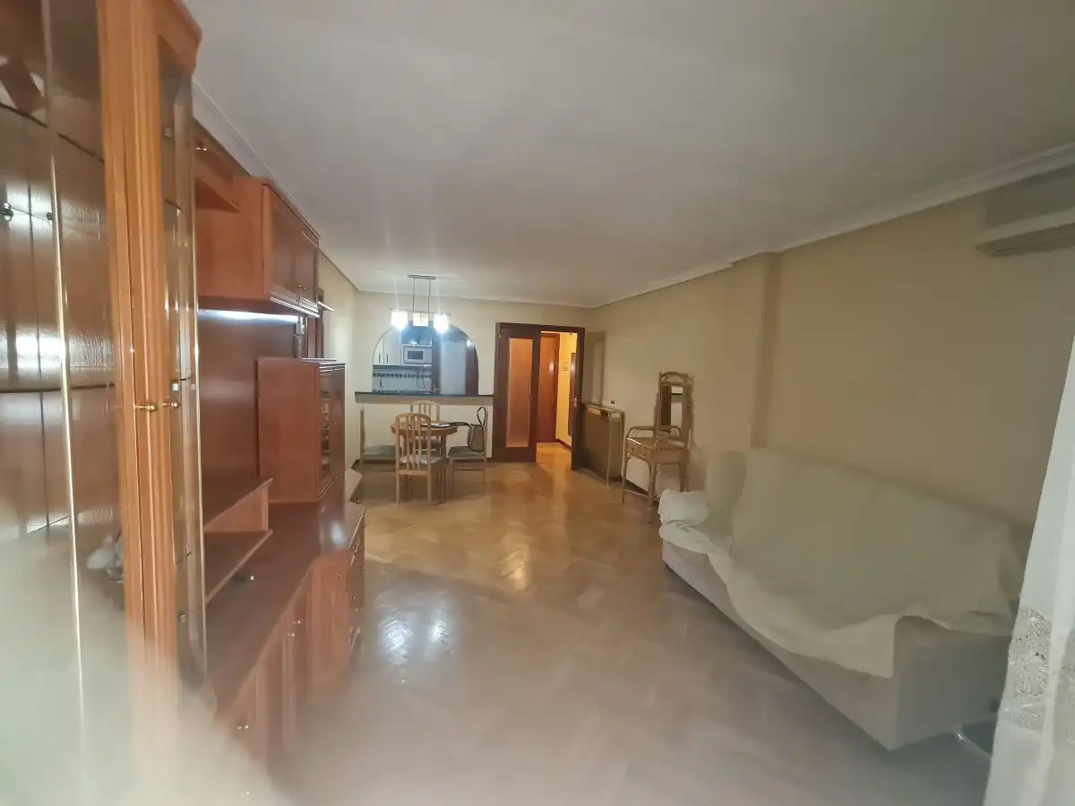 Sala d'estar de Apartament de lloguer en Fuenlabrada amb Aire condicionat, Calefacció i Parquet