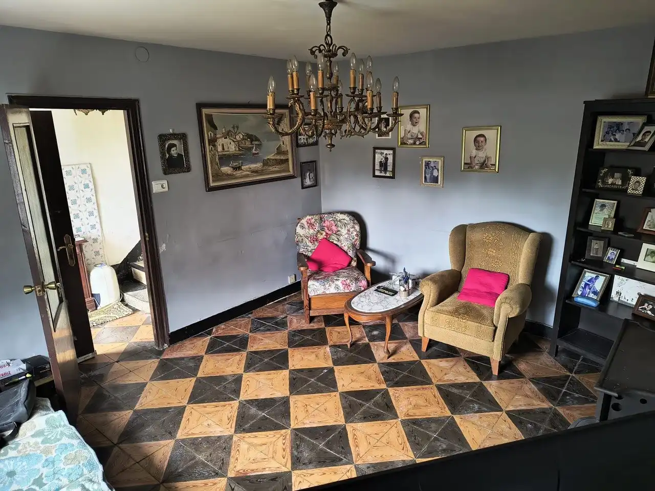 Sala de estar de Casa adosada en venta en Lugo con Jardín privado y Terraza