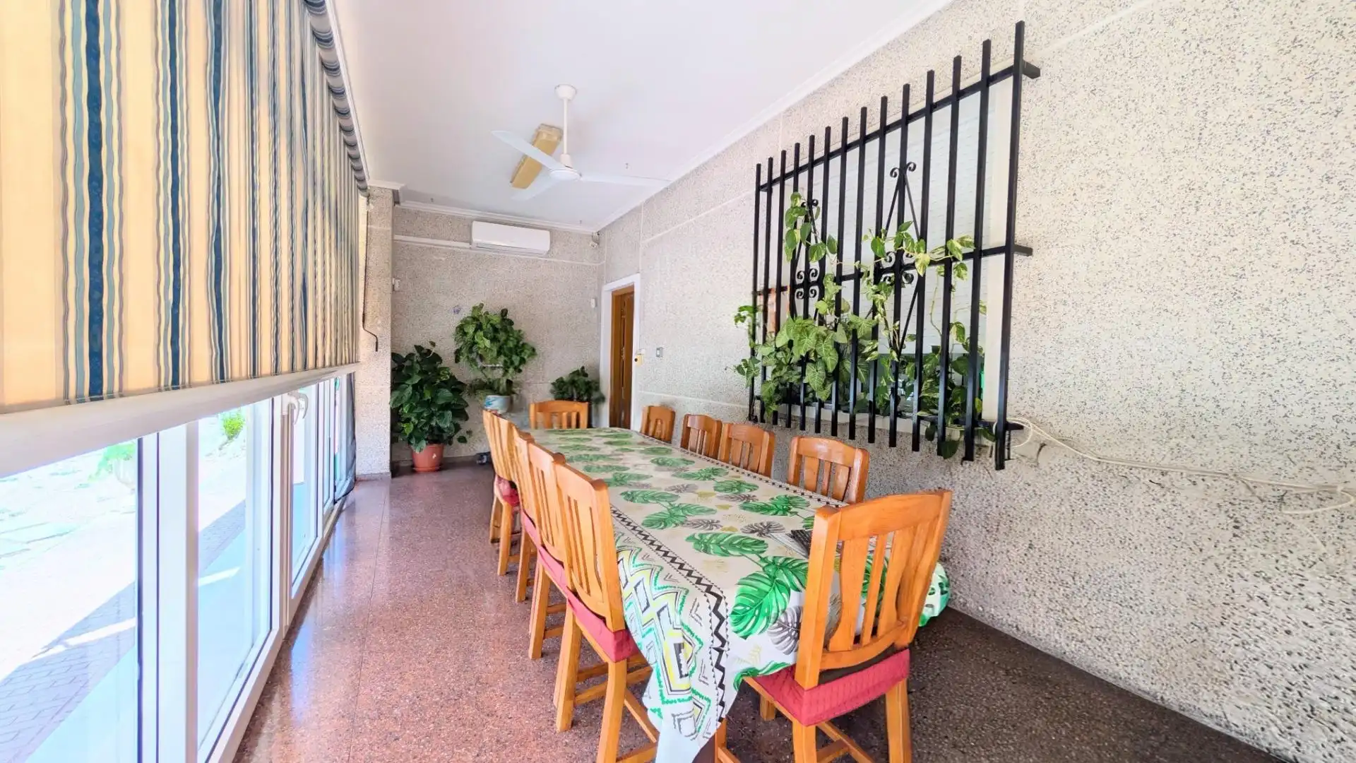 Terrassa de Casa o xalet en venda en Elche / Elx amb Aire condicionat, Calefacció i Jardí privat