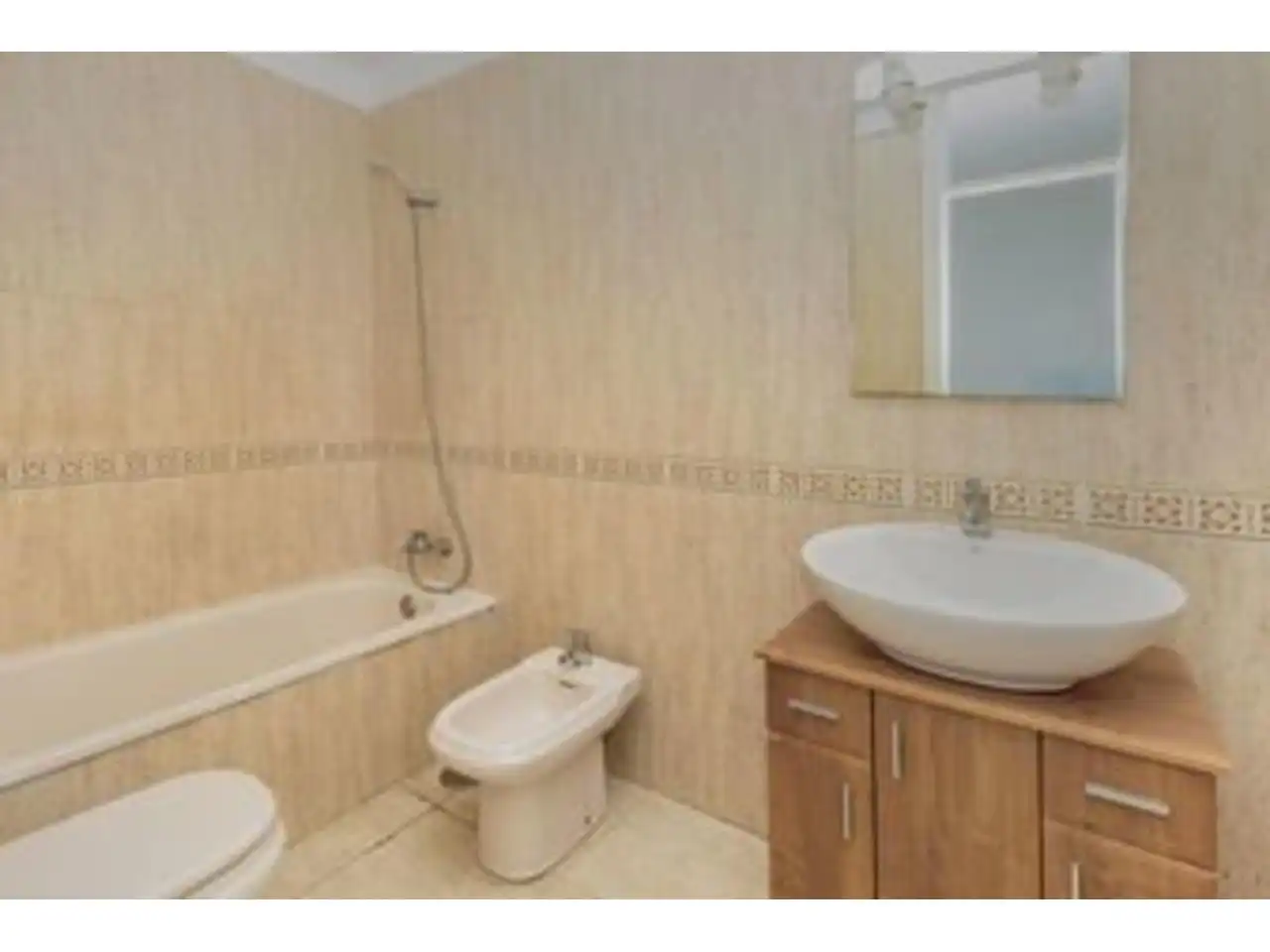 Piso con piscina en venta en Calle la Tosca 23, imagen 2