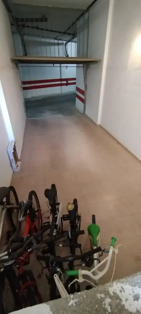 Casa adosada en venta en Motril con Aire acondicionado, Terraza y Trastero