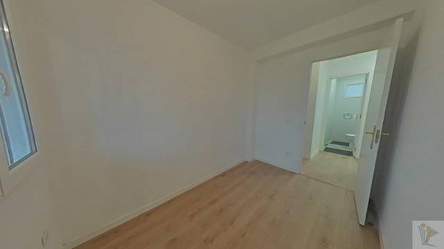 Piso en Venta en CL VILLUERCAS en Entrevías