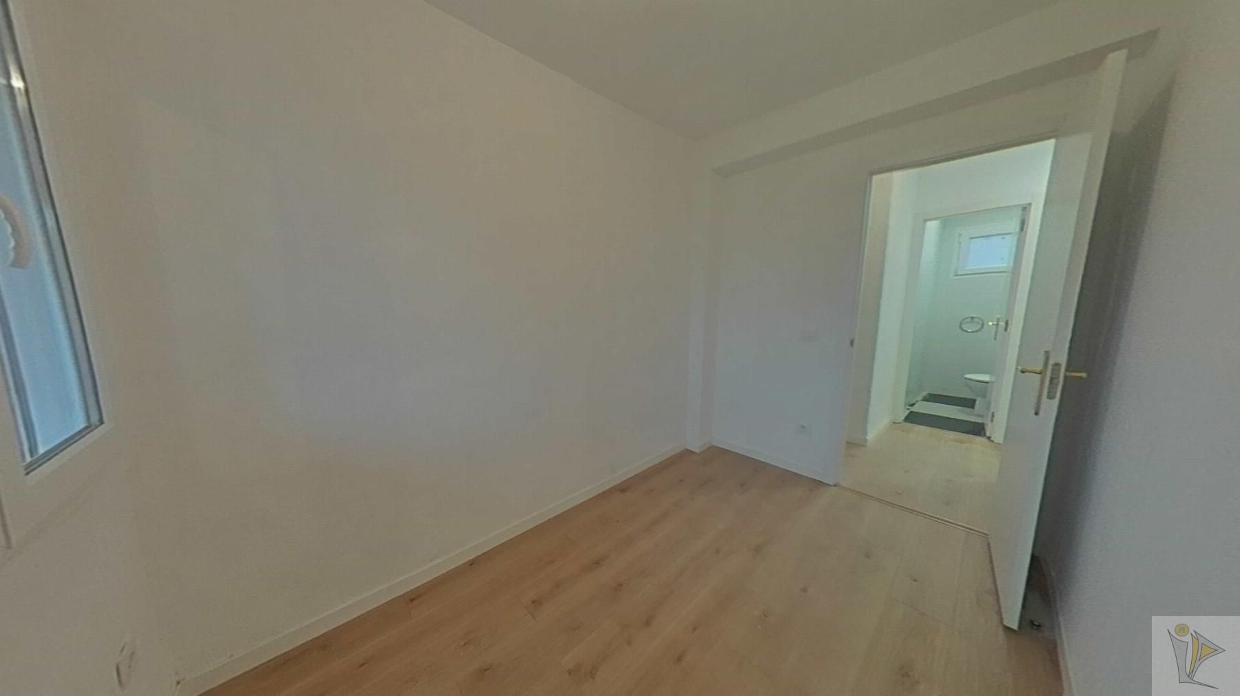 Dormitori de Pis en venda en  Madrid Capital