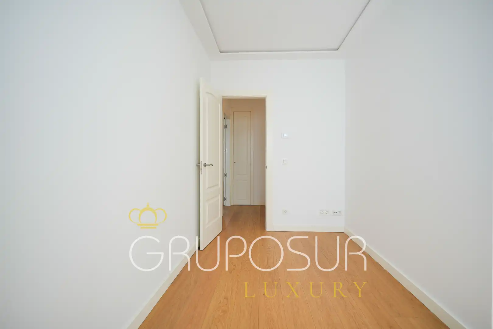 Schlafzimmer von Dachboden zum Verkauf in Valladolid mit Heizung, Parkett und Abstellraum