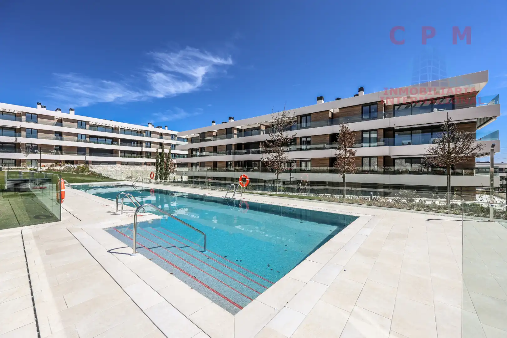Swimming pool of Flat for rent in La Moraleja  with Air Conditioner, Heating and Private garden