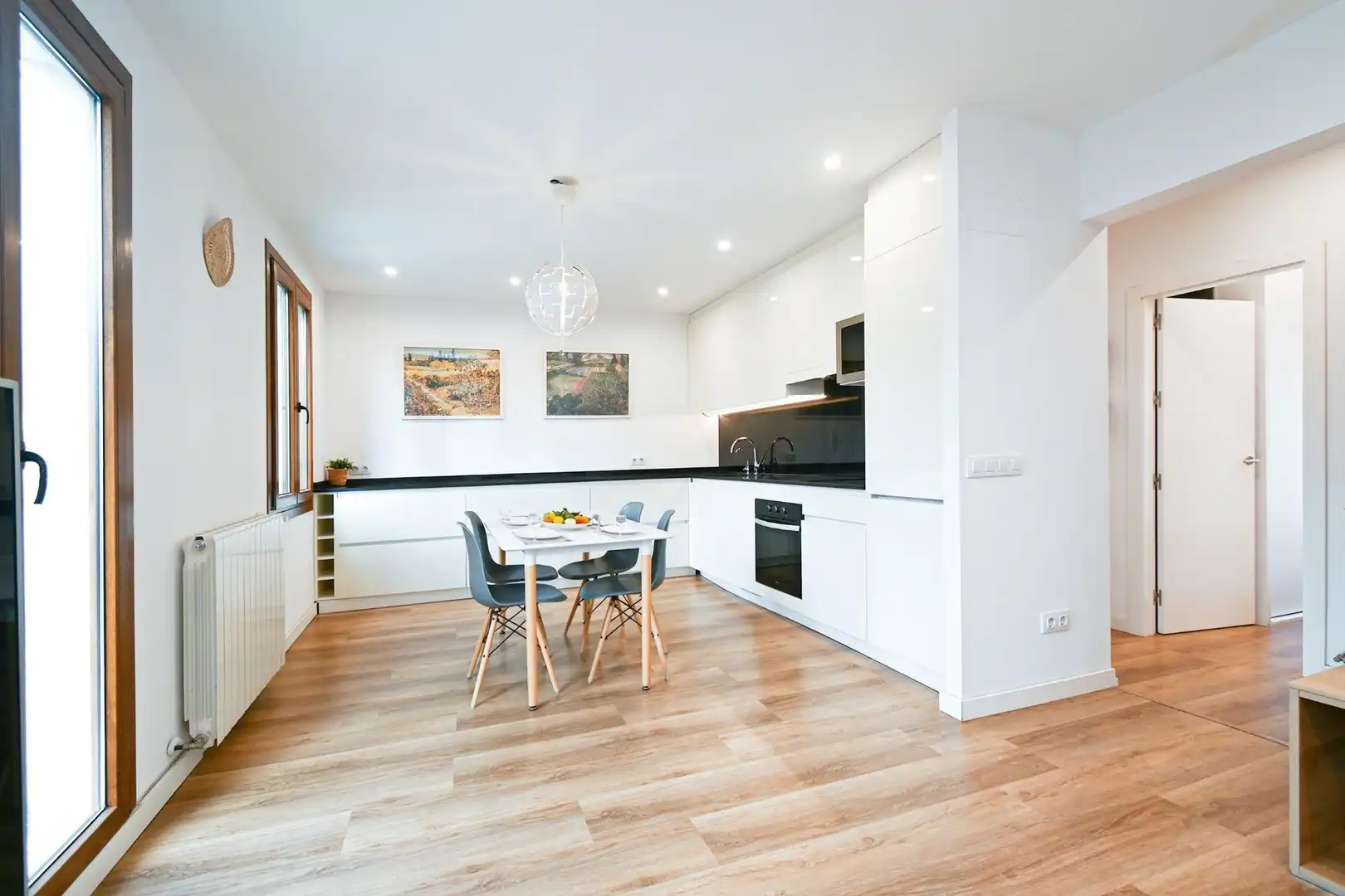 Küche von Wohnung zum Verkauf in  Palma de Mallorca mit Klimaanlage, Terrasse und Abstellraum