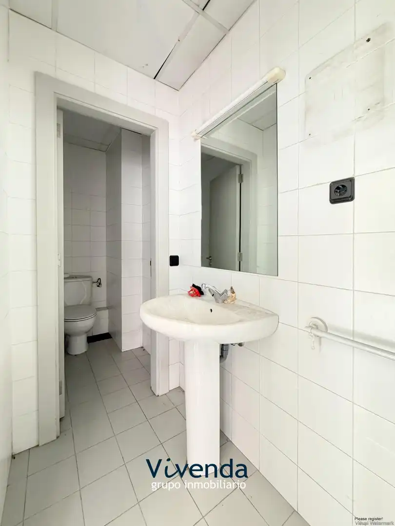 Badezimmer von Geschaftsraum zur Miete in Alcorcón