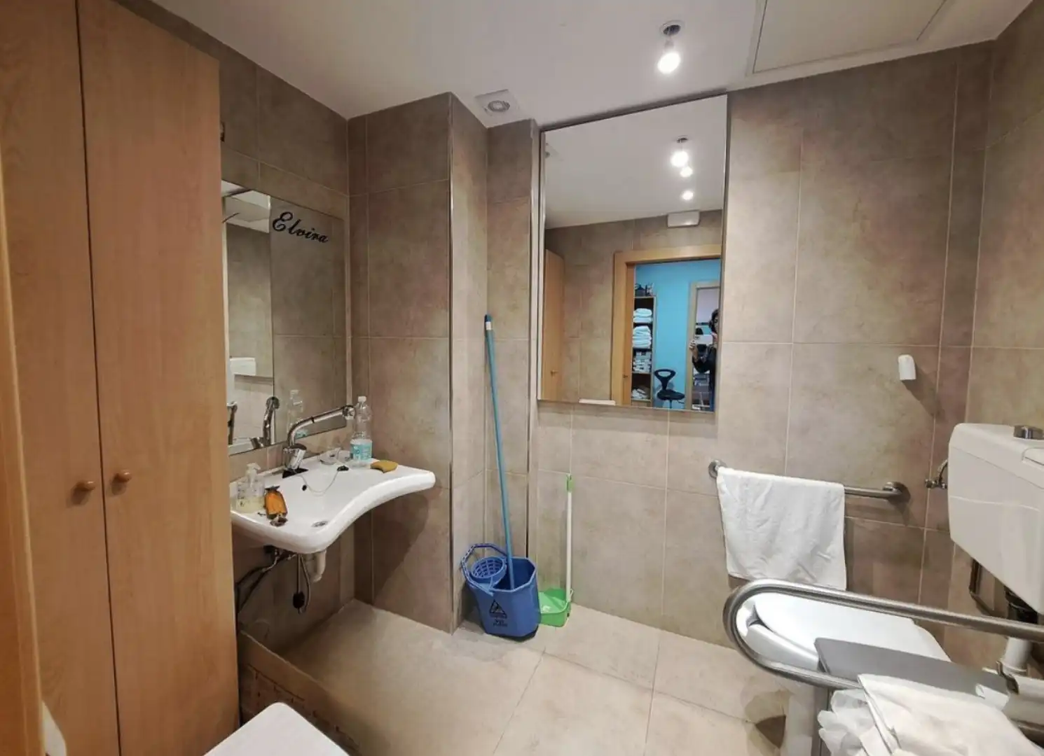 Baño de Local en venta en Portugalete con Aire acondicionado