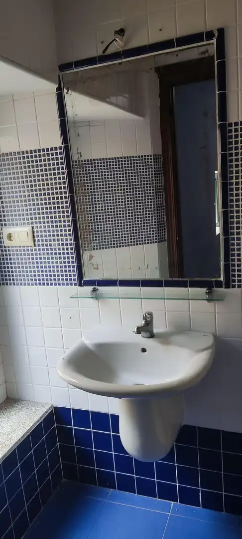 Bathroom of Houses for sale in Baños de Montemayor  with Air Conditioner, Balcony and Alarm