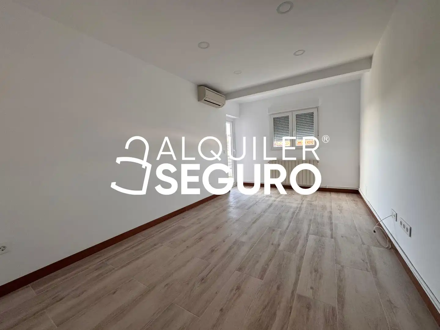 Flat for rent in Madrid  with Air Conditioner, Heating and Terrace