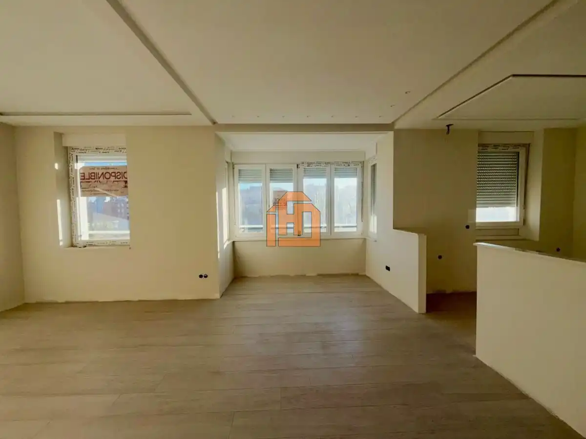 Piso con ascensor en venta en Calle Gómez Salazar, imagen 3