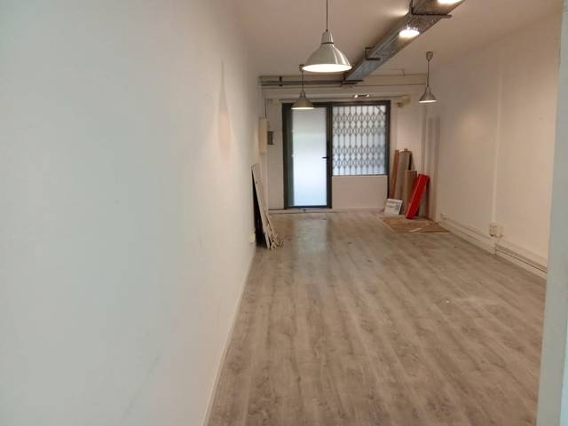 Local comercial en Alquiler en Carrer de la Tradició en Sarrià