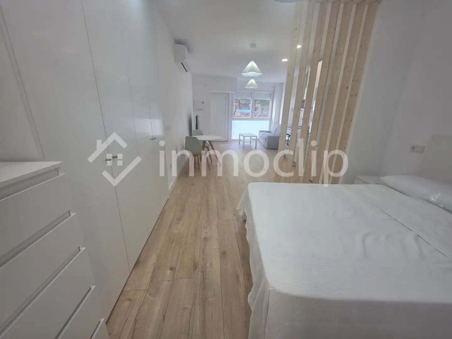 Habitación de Apartamento en venta en Salamanca con Aire acondicionado y Calefacción
