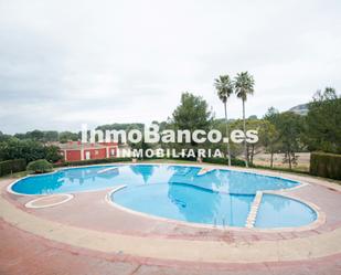 Swimming pool of Planta baja to rent in Chiva