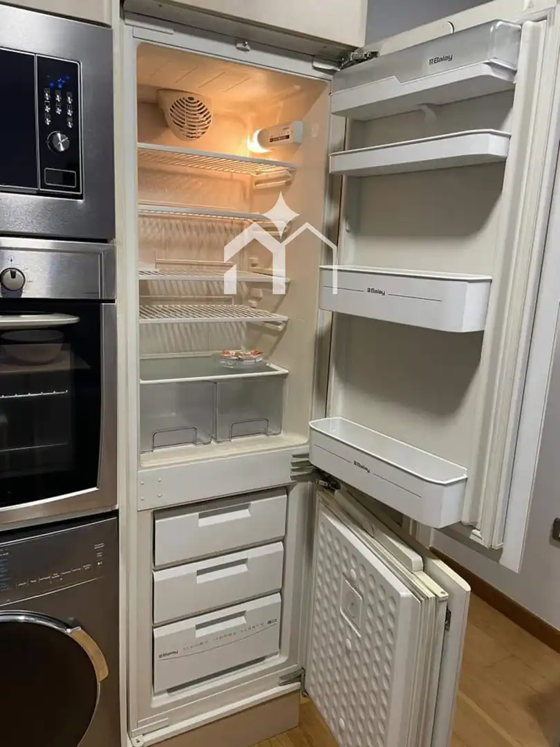 Kitchen of Flat for rent in Vigo   with Heating, Furnished and Oven