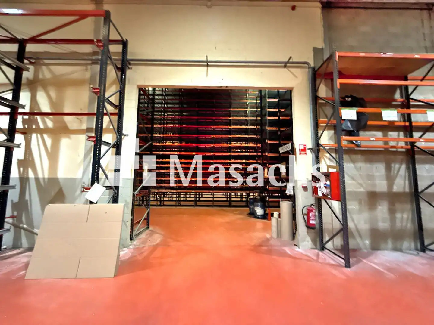 Nave industrial en venta en Martorell