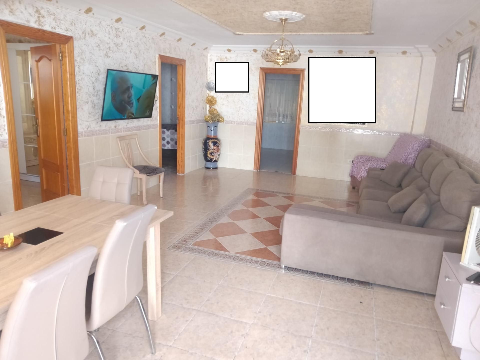 Sala d'estar de Casa adosada en venda en Alicante / Alacant amb Terrassa