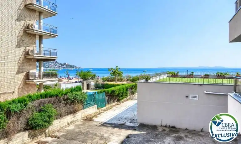 Apartment with lift for sale in Passeig Maritim, imagen 4