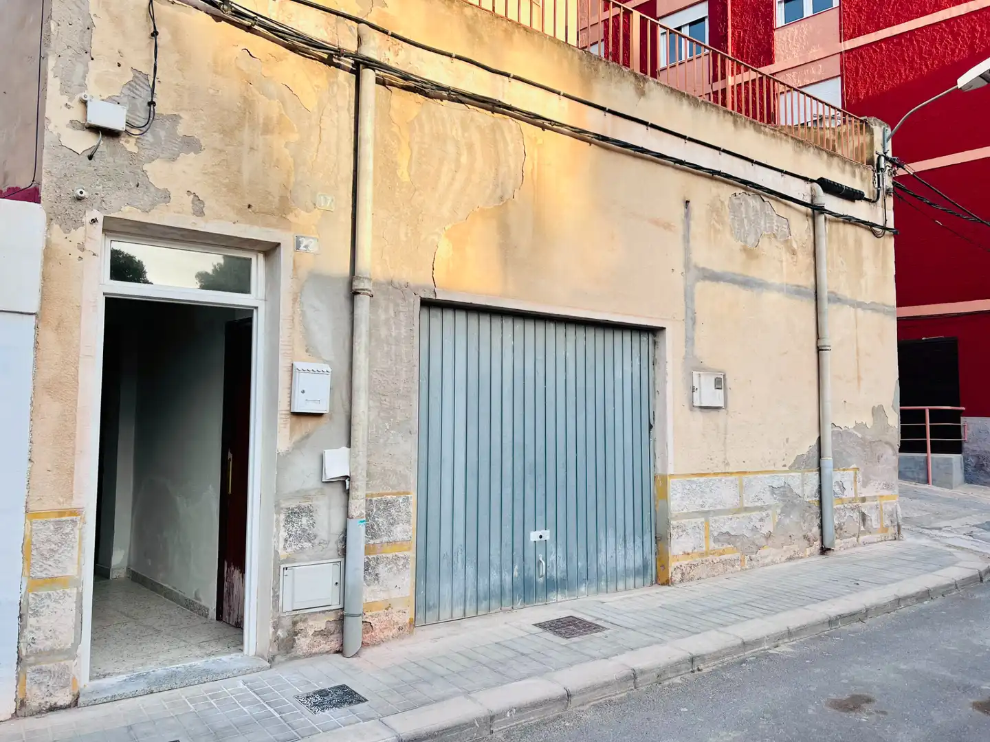 Vista exterior de Piso en venta en Petrer con Terraza