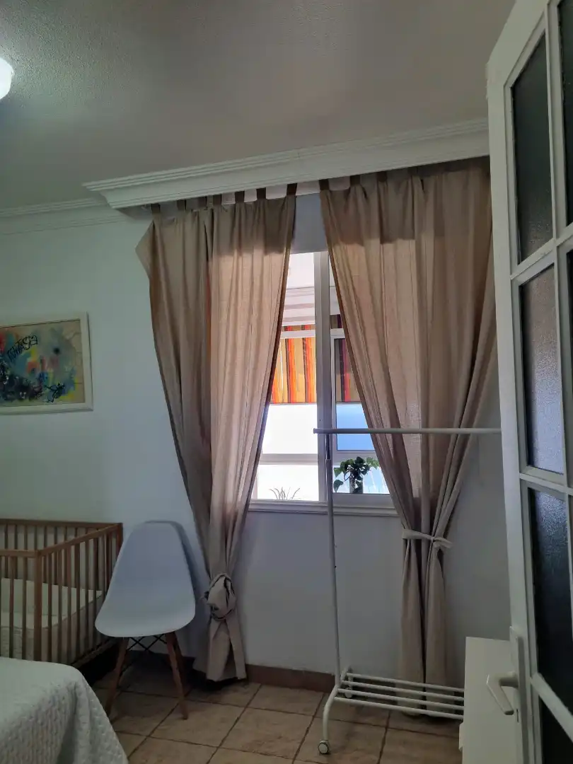 Habitación de Piso en venta en El Rosario con Amueblado y Piscina comunitaria