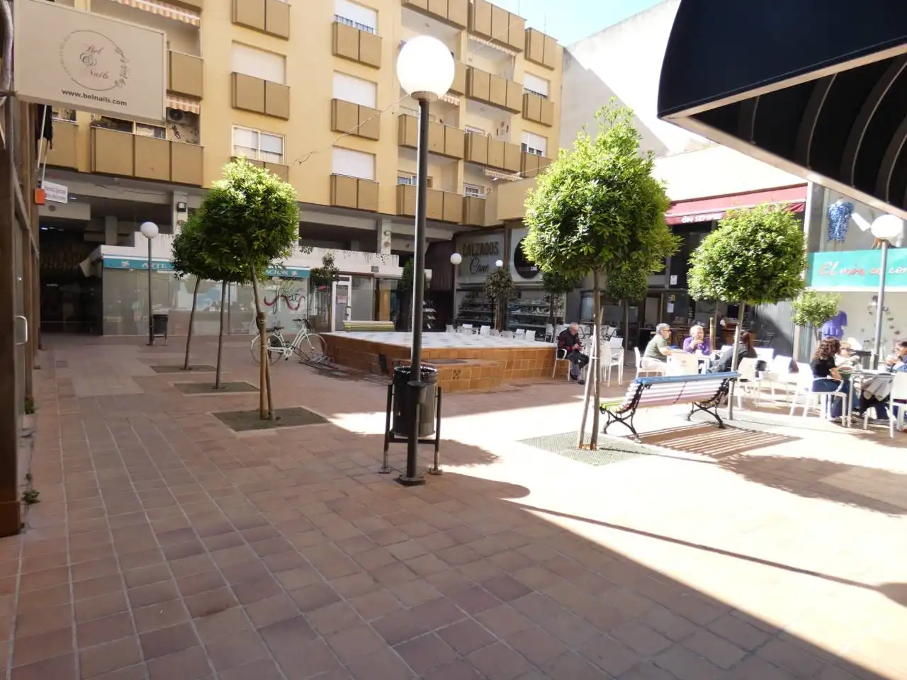 Locale commerciale in vendita a Calle ESCOLES CRISTIANES, imagen 6