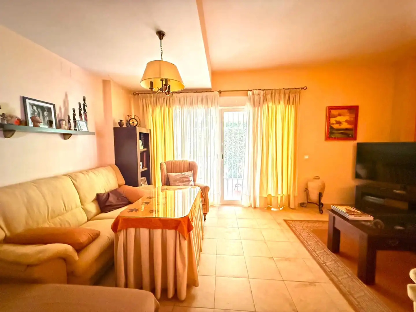 Casa bifamiliare con terrazza in vendita a Espartinas Pueblo, imagen 5