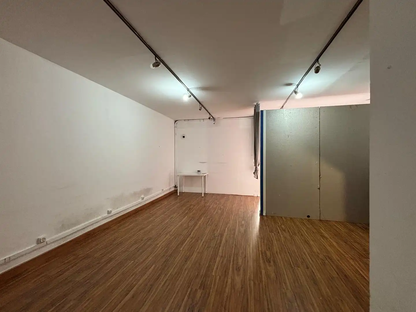 Commercial properties for rent in Las Rozas de Madrid  with Air Conditioner and Heating