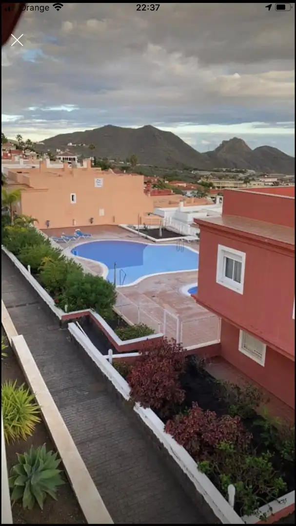 Piscina de Piso en venta en Arona con Jardín privado, Terraza y Trastero