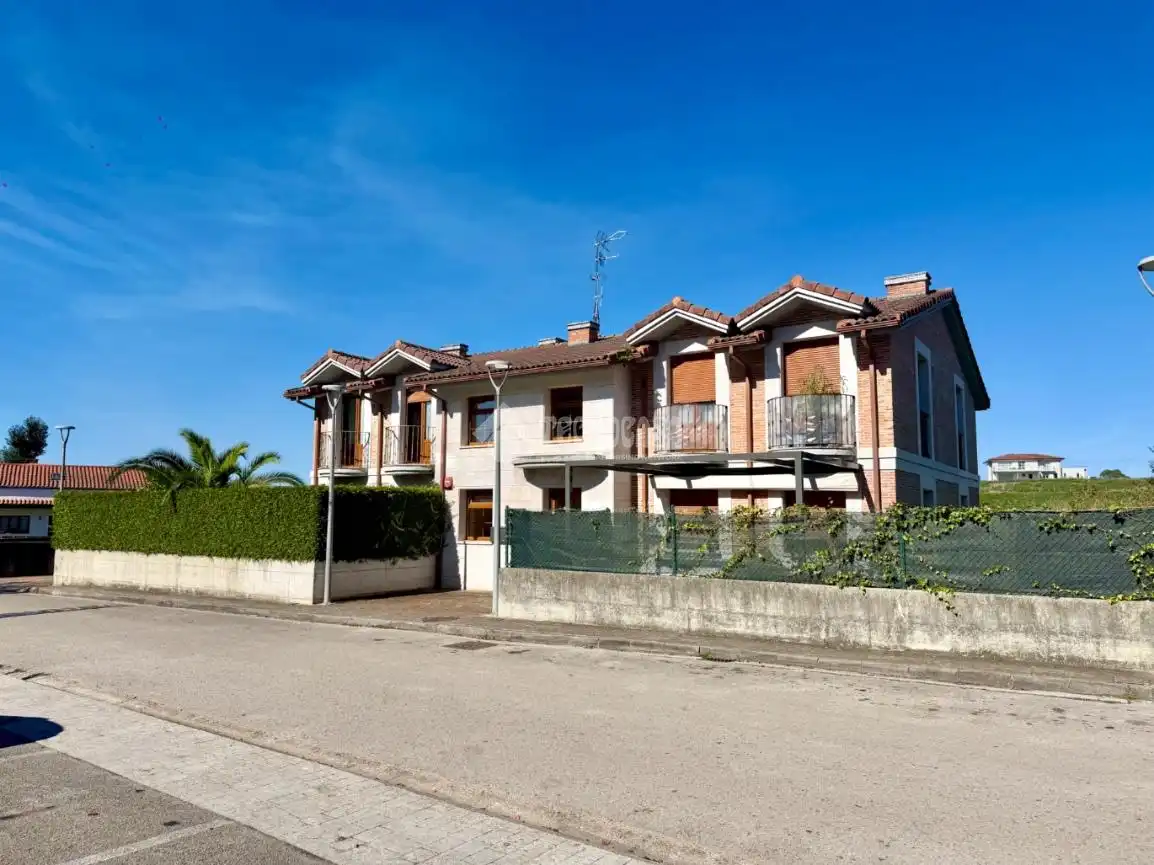 Piso con terraza en venta en Udías