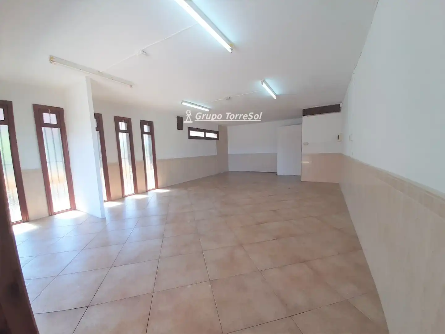 Local comercial en alquiler en Alt de Sant Pere, imagen 10