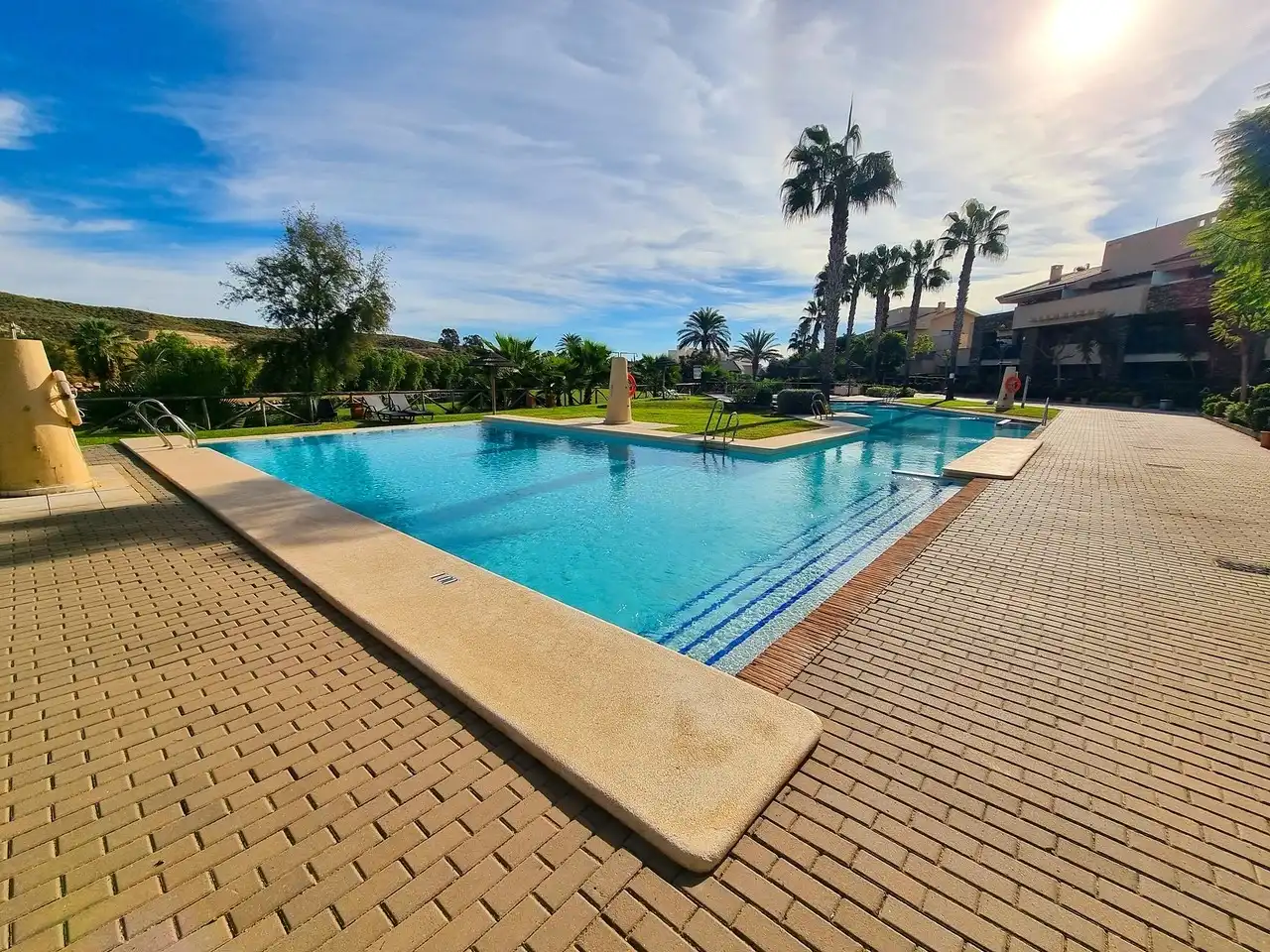Adossat amb piscina en venda a Golf Valle Este, imagen 14