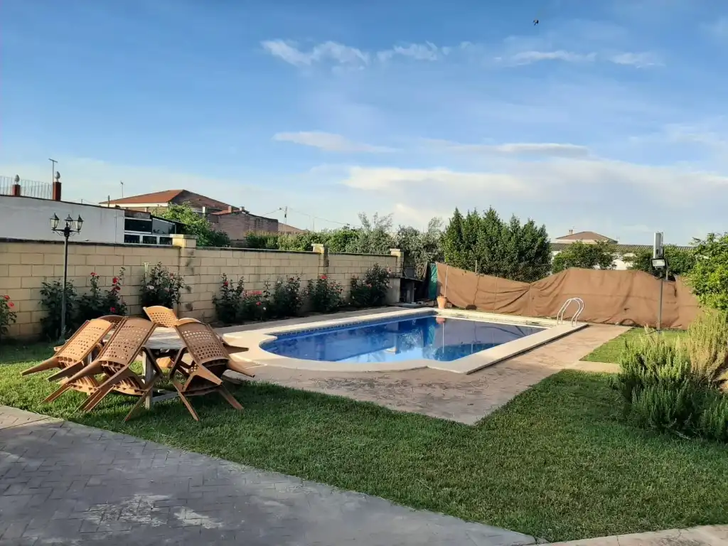 Schwimmbecken von Haus oder Chalet zum Verkauf in Córdoba mit Terrasse und Schwimmbad