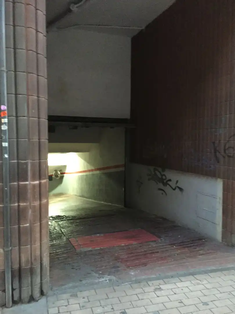 Garaje de alquiler en Carrer de Sant Agustí, Centre