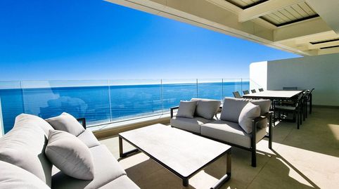 Foto 2 de Ático en venta en Avenida España, 224, Puerto de Estepona, Estepona