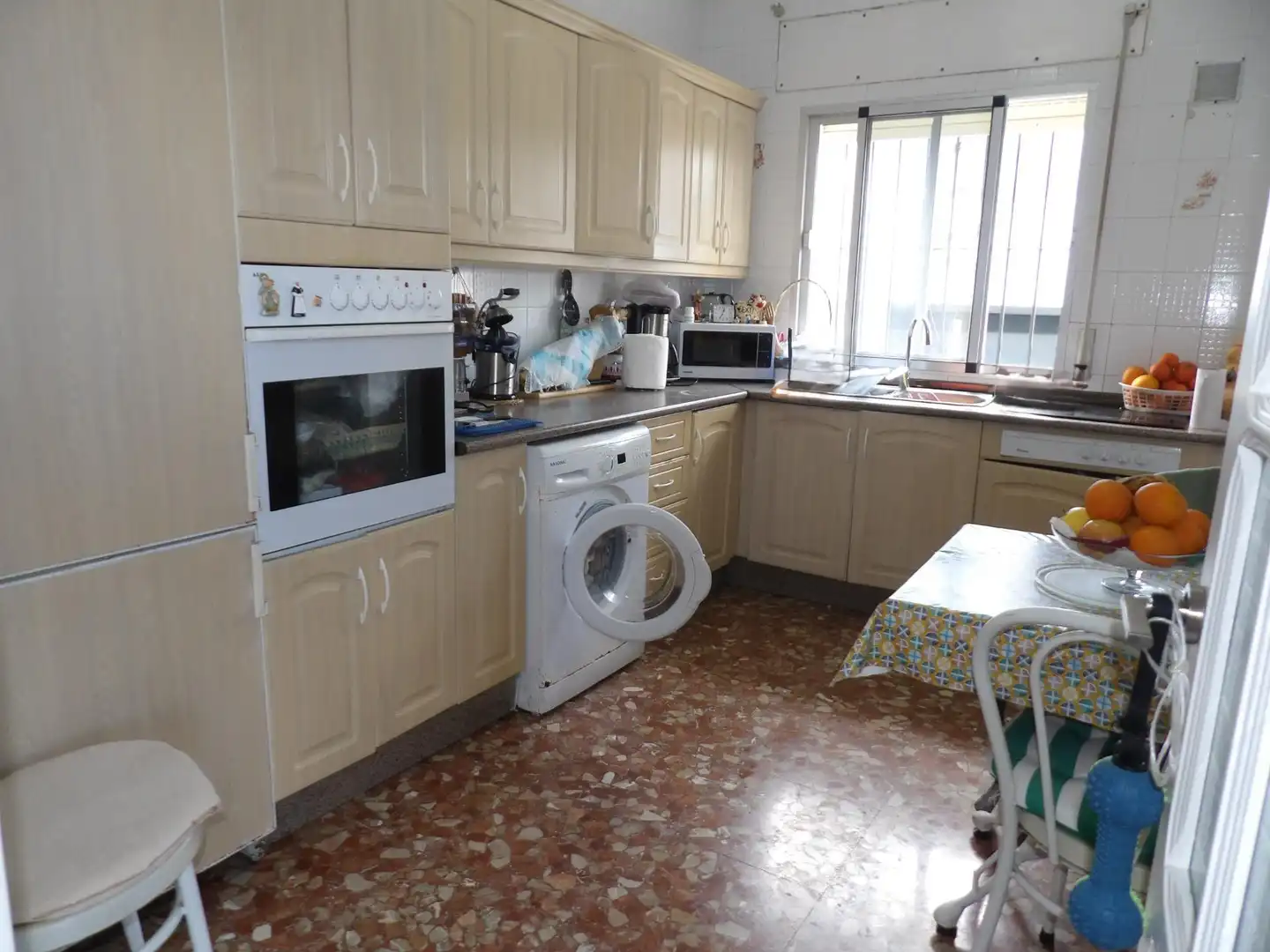 Kitchen of Houses for sale in Algeciras  with Air Conditioner, Private garden and Storage room