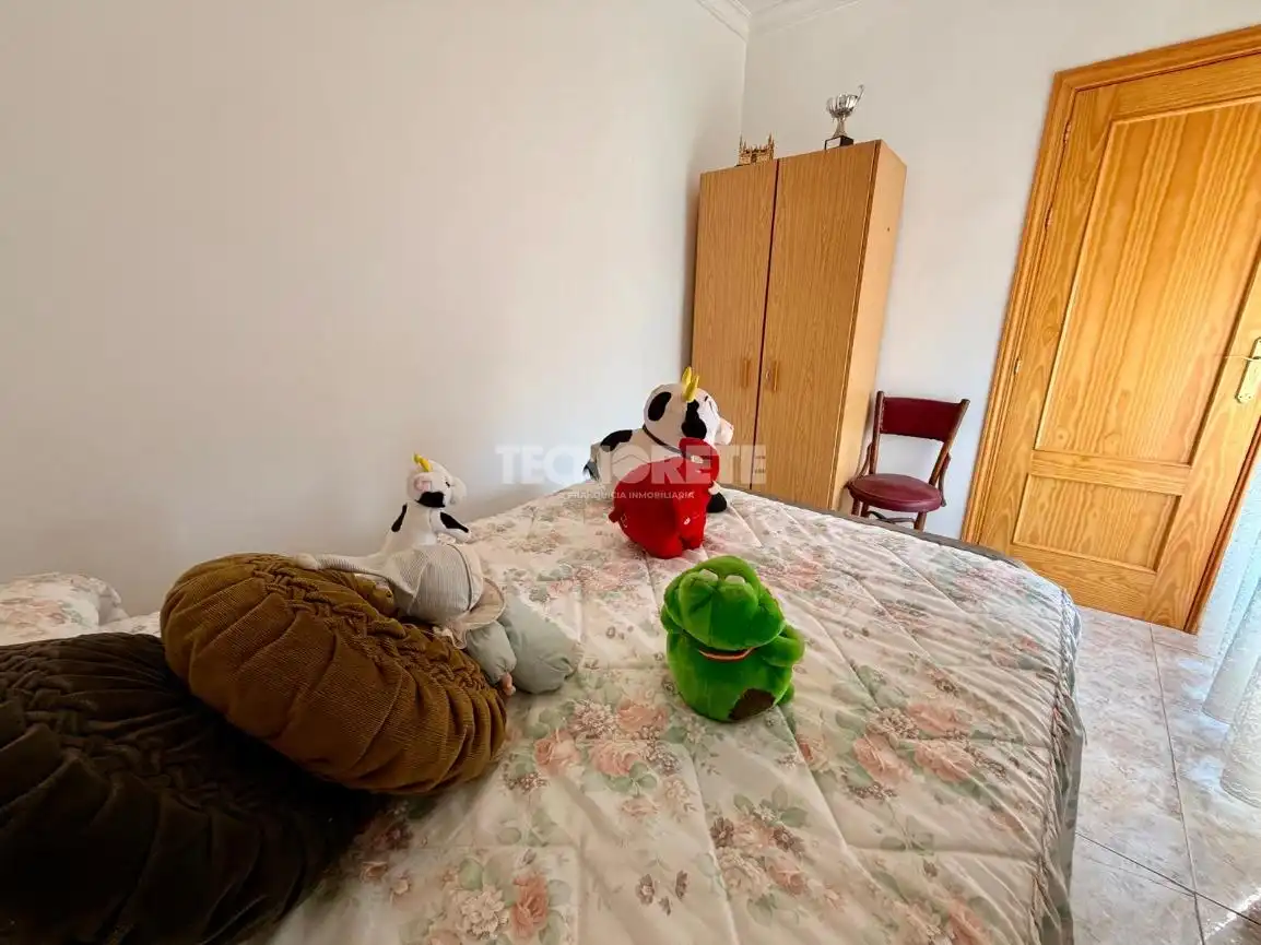 Habitación de Casa o chalet en venta en Añover de Tajo con Aire acondicionado y Amueblado