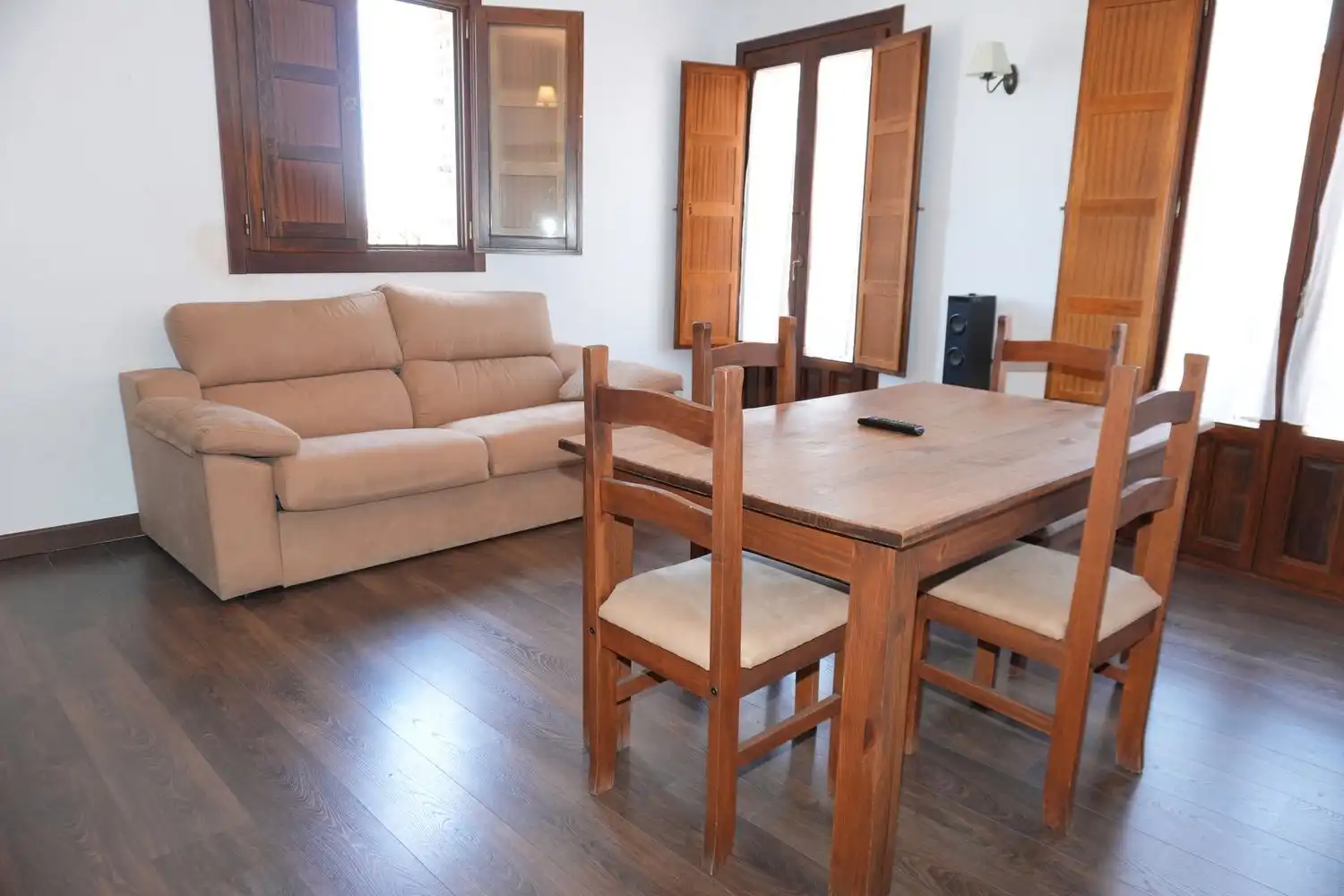 Sala d'estar de Edifici en venda en El Hoyo de Pinares 