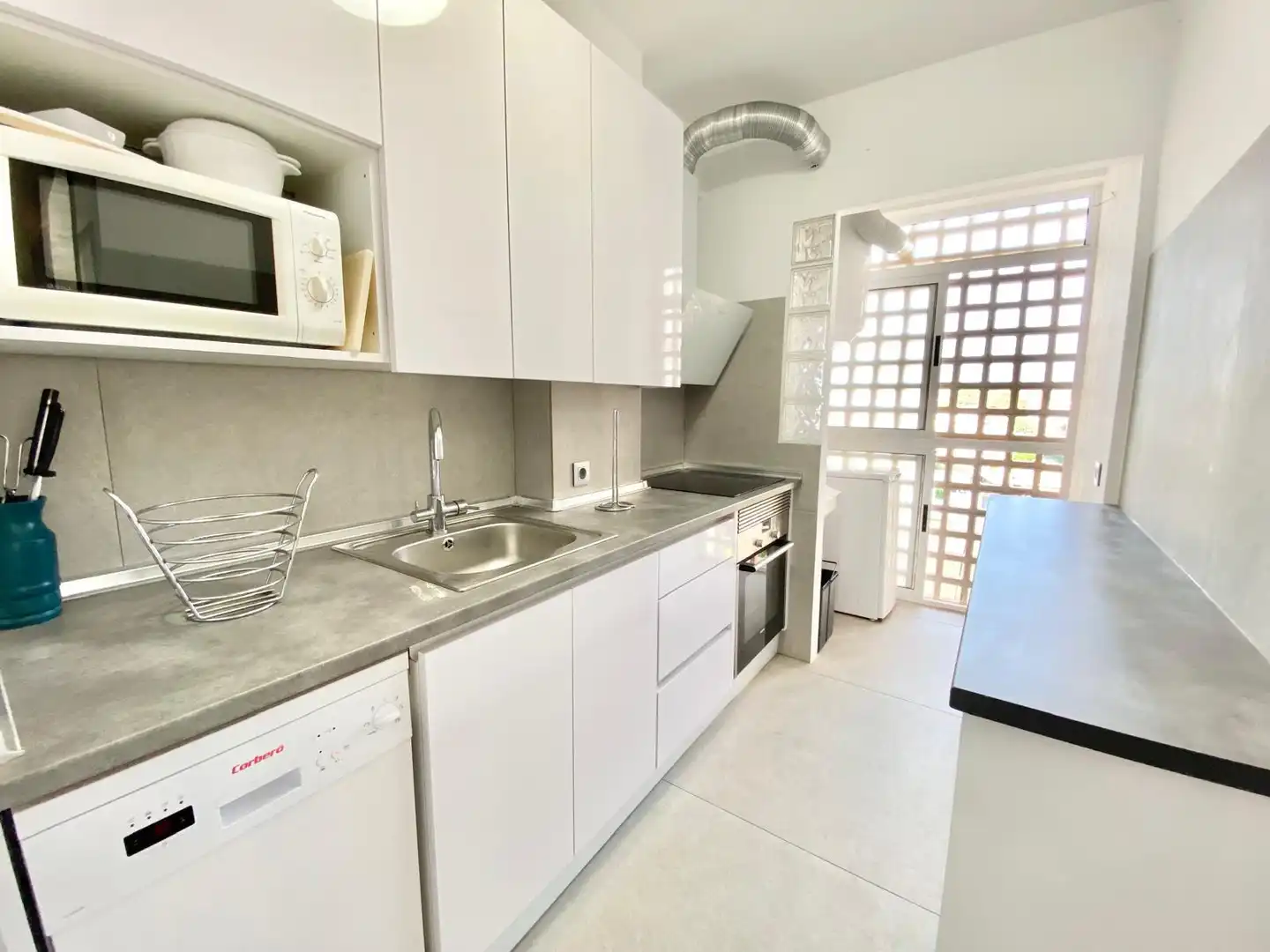 Apartamento con terraza en alquiler en Orihuela Costa, imagen 10