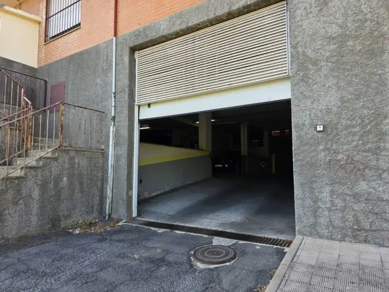 Parking of Flat for sale in Plasencia  with Private garden