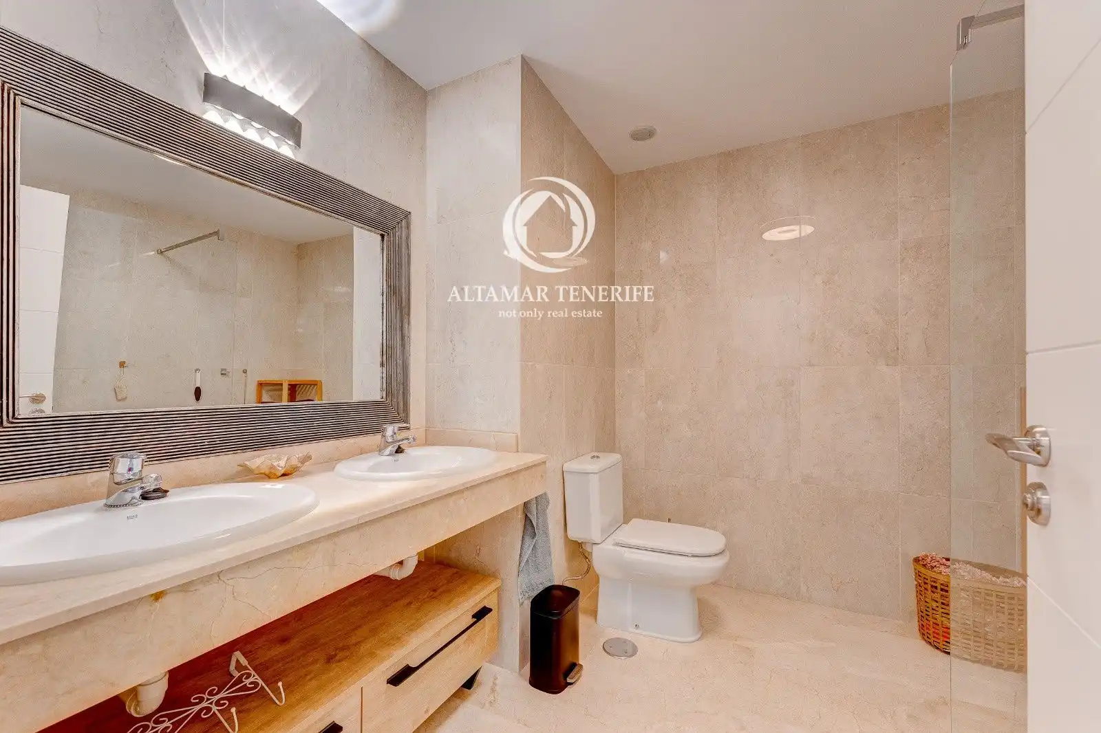 Apartamento con piscina en venta en de los Acantilados, imagen 12