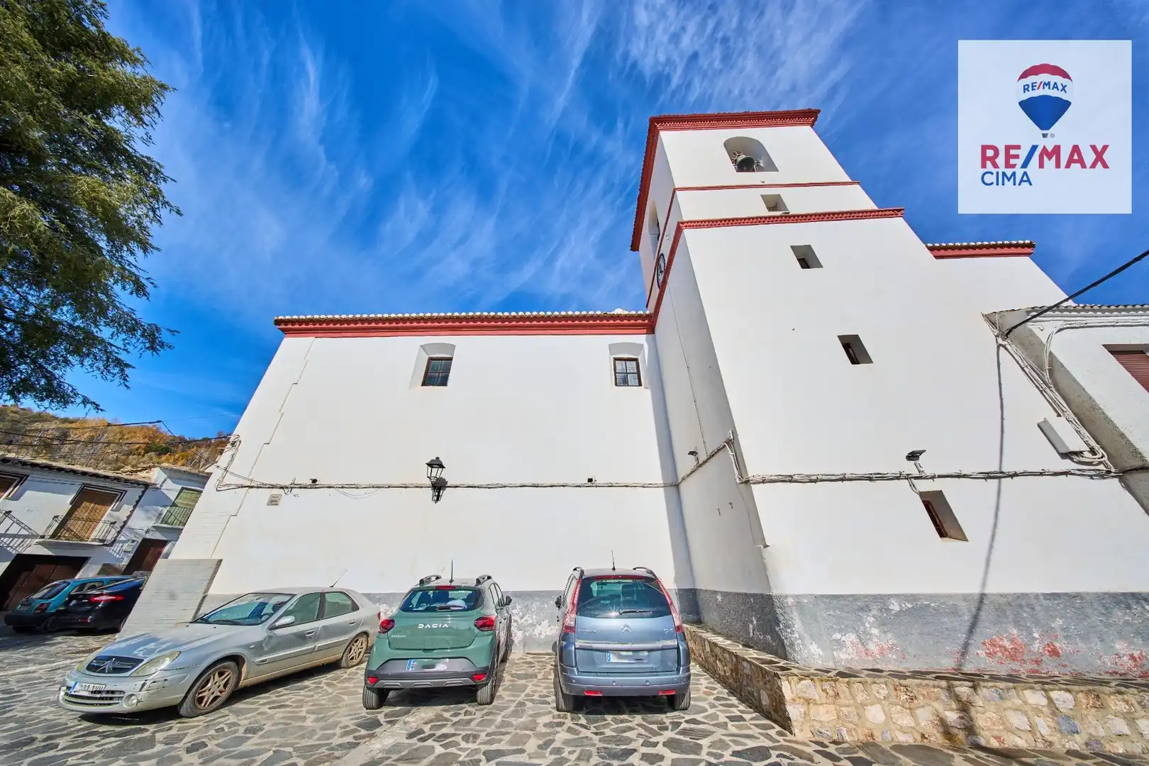 Vista exterior de Casa o xalet en venda en Busquístar amb Terrassa, Traster i Balcó
