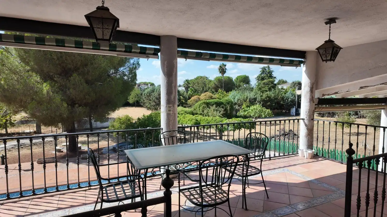 Terrassa de Casa o xalet en venda en Casar de Cáceres amb Aire condicionat, Jardí privat i Traster