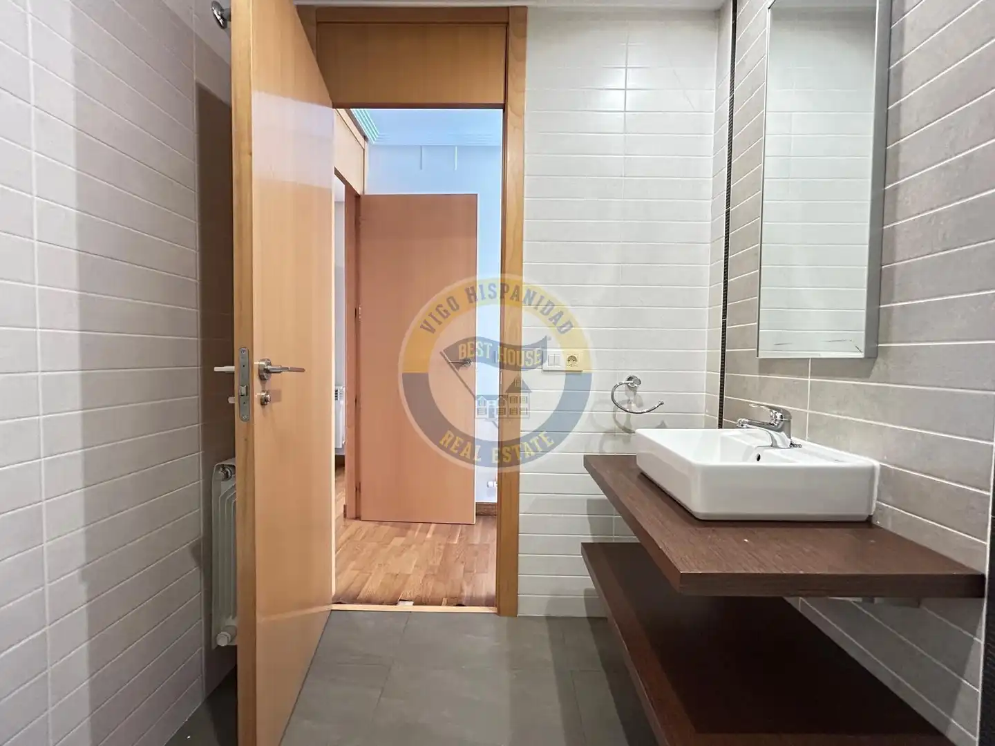 Apartments for sale in Vigo   with Heating and Storage room