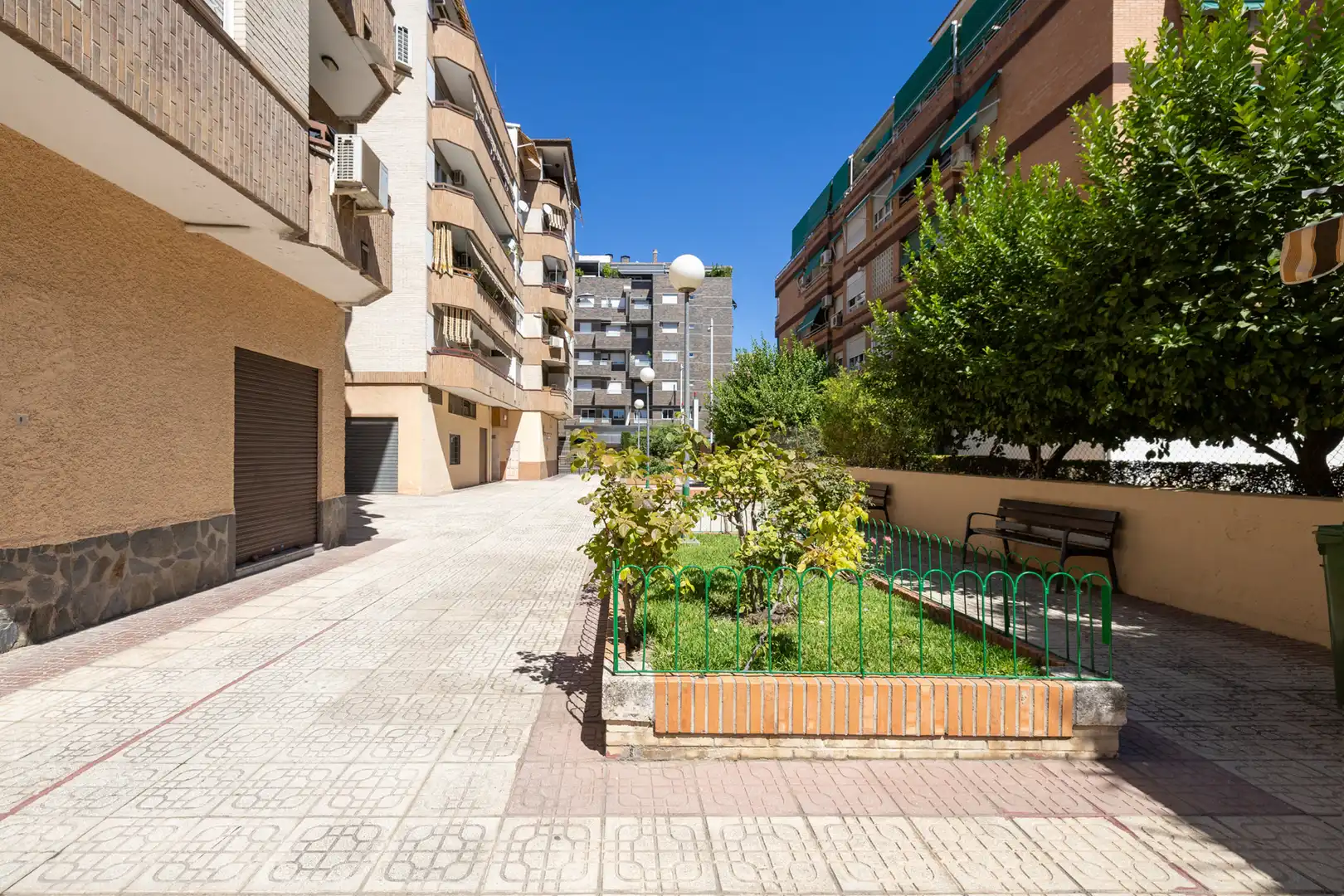 Piso de alquiler en Avenida de Italia, 3, Barrio de Zaidín