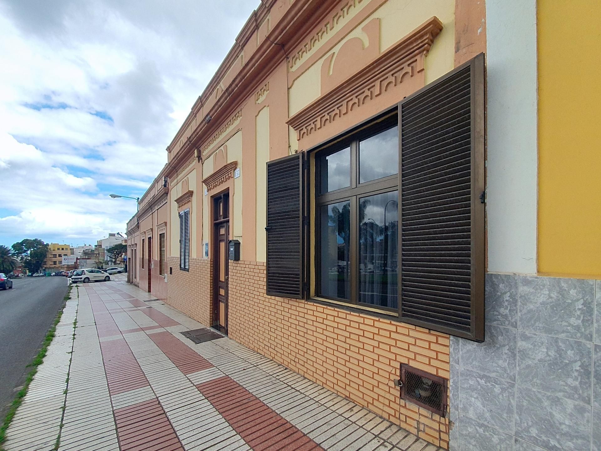 Casa adosada en venda a Carretera CRTA DEL NORTE, Miller